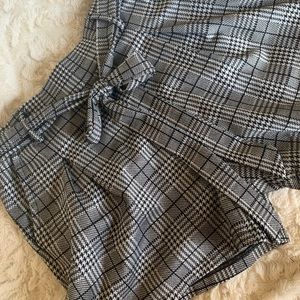 Plaid high waisted shorts
